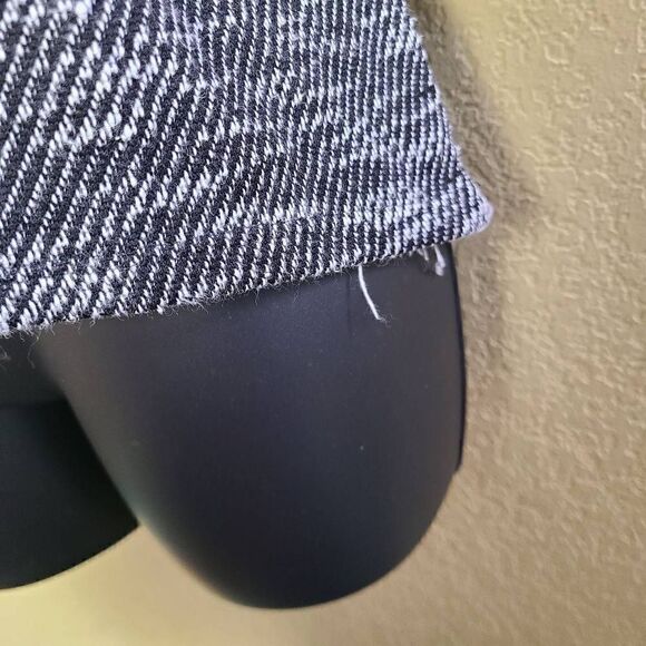 Chloe K. Oversized Sweater   - Picture 4 of 7